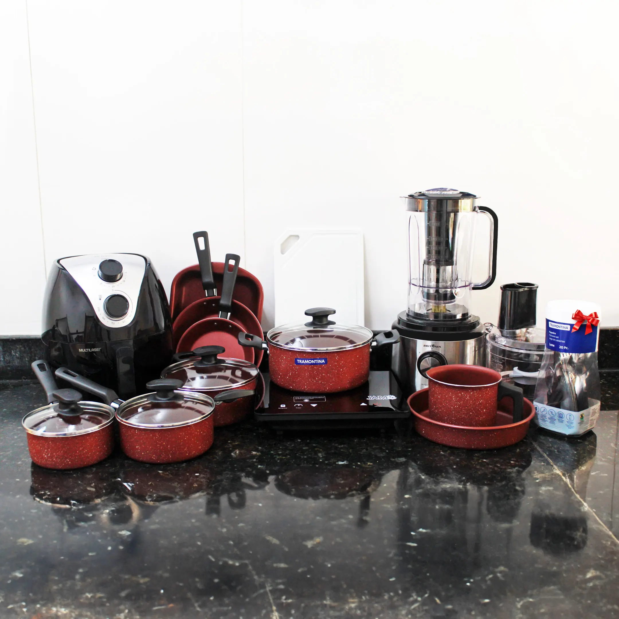 COMBO PLACA INFRARROJA JAM + JUEGO DE OLLAS TRAMONTINA + AIR FRYER MULTILASER + MULTIPROCESADOR BRITANIA + JUEGO CUBIERTOS 20 PZS